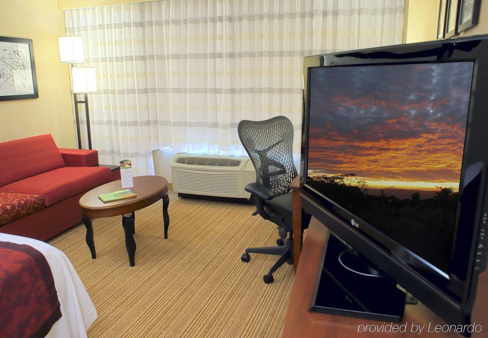 Courtyard By Marriott Silver Spring Downtown Værelse billede