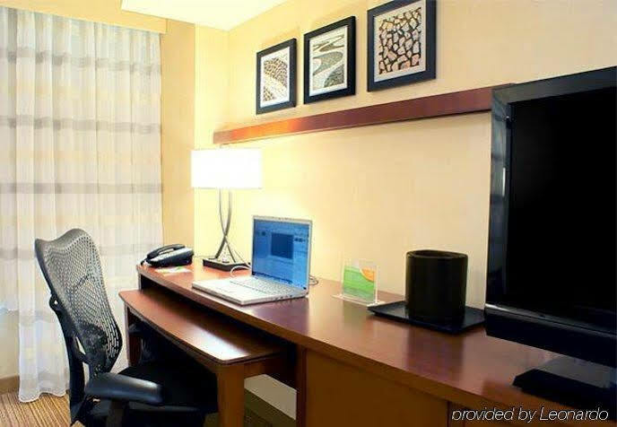 Courtyard By Marriott Silver Spring Downtown Eksteriør billede